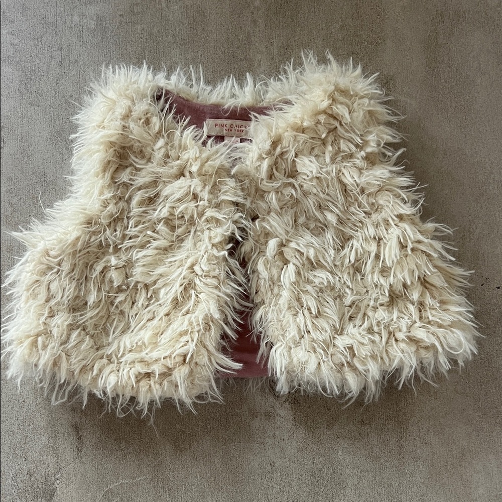 Pink chicken Faux Fur Cream Vest